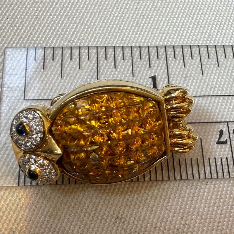 Vintage 18k Yellow Gold Owl Brooch with Sapphires & Diamond