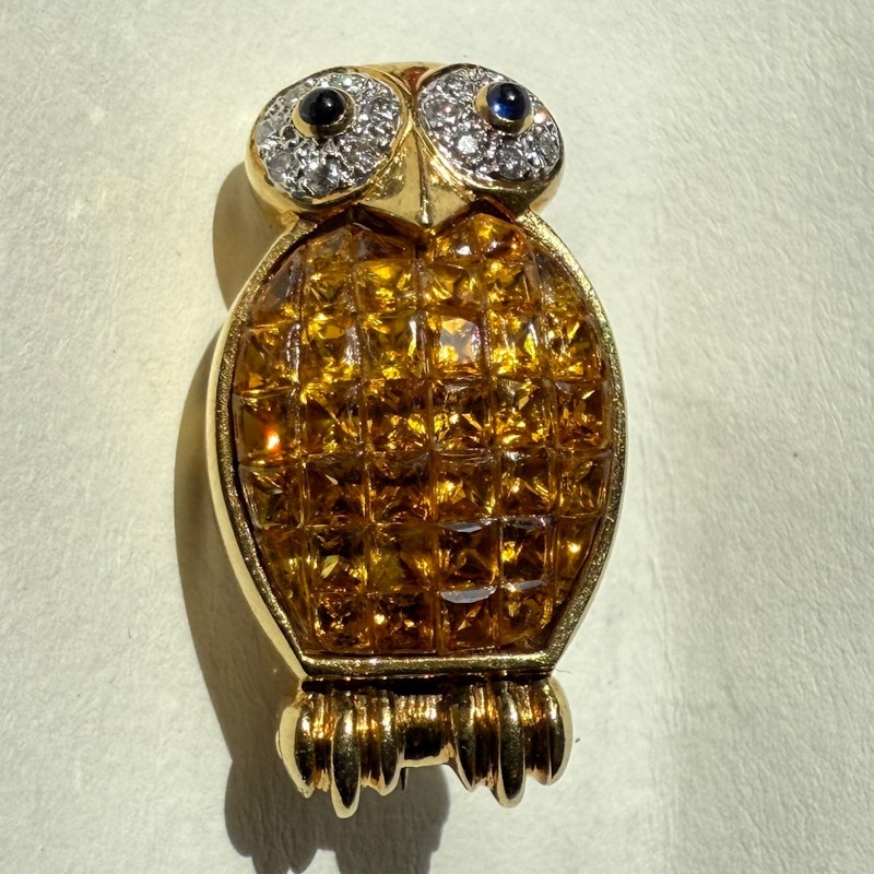 Vintage 18k Yellow Gold Owl Brooch with Sapphires & Diamond