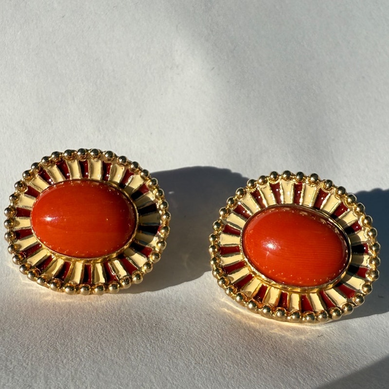 14k Italian Yellow Gold Pink Coral Cabochon Earrings with Enamel & Beaded Border