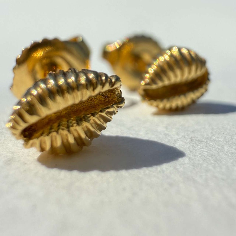 Renna 18k Yellow Gold Bitsy Bean Stud Earrings