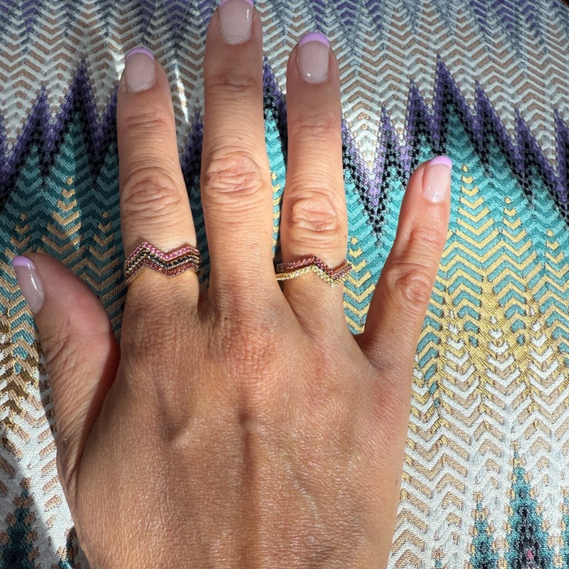 Kavant & Sharart 18k Yellow Gold Small Ziggy Ring with Orange Sapphires - sz 7 - 1 of 2