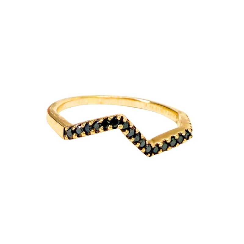Kavant & Sharart 18k Yellow Gold Small Ziggy Ring with Black Diamonds - sz 7