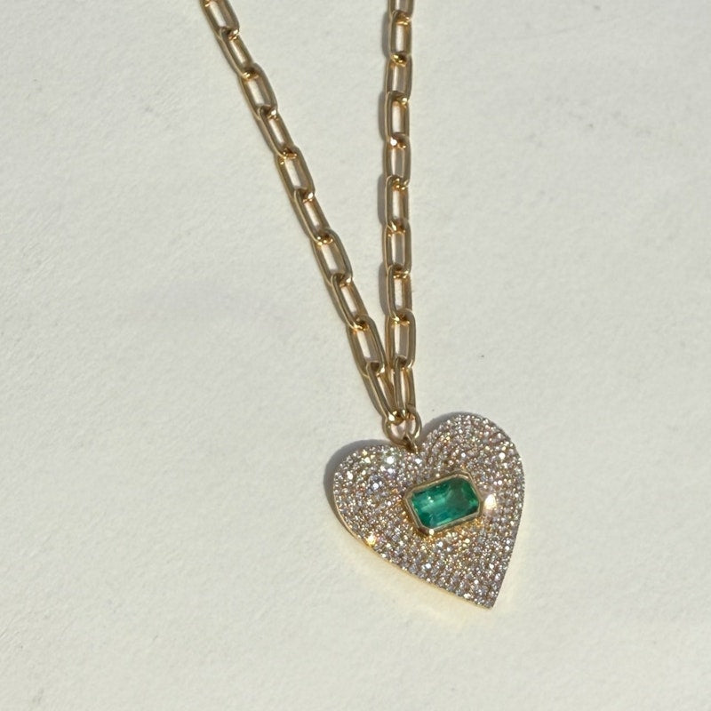 14k Yellow Gold Emerald & Diamond Heart Paperclip Chain Necklace