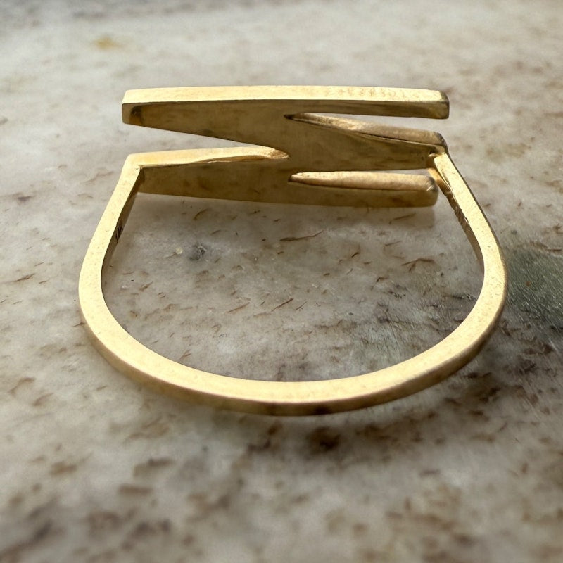 KWIT 14k Yellow Gold Letter "M" Ring