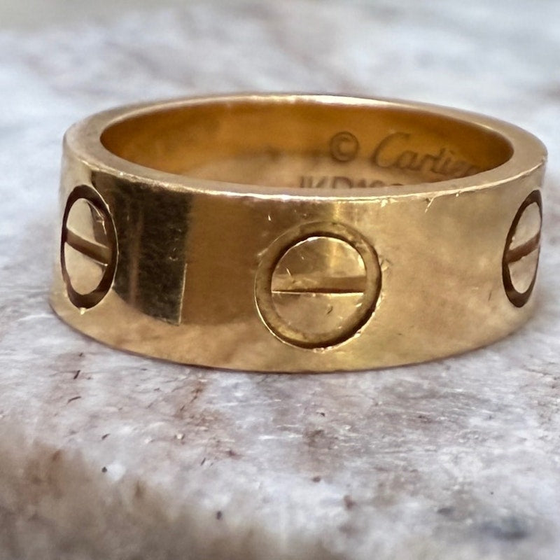 Cartier LOVE Ring in Yellow Gold, Classic Model