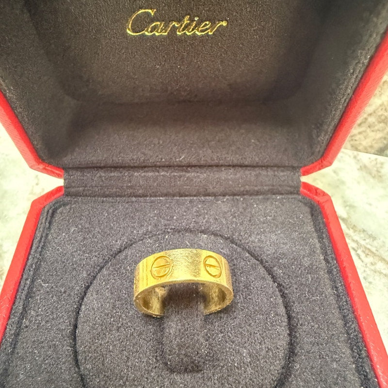 Cartier LOVE Ring in Yellow Gold, Classic Model