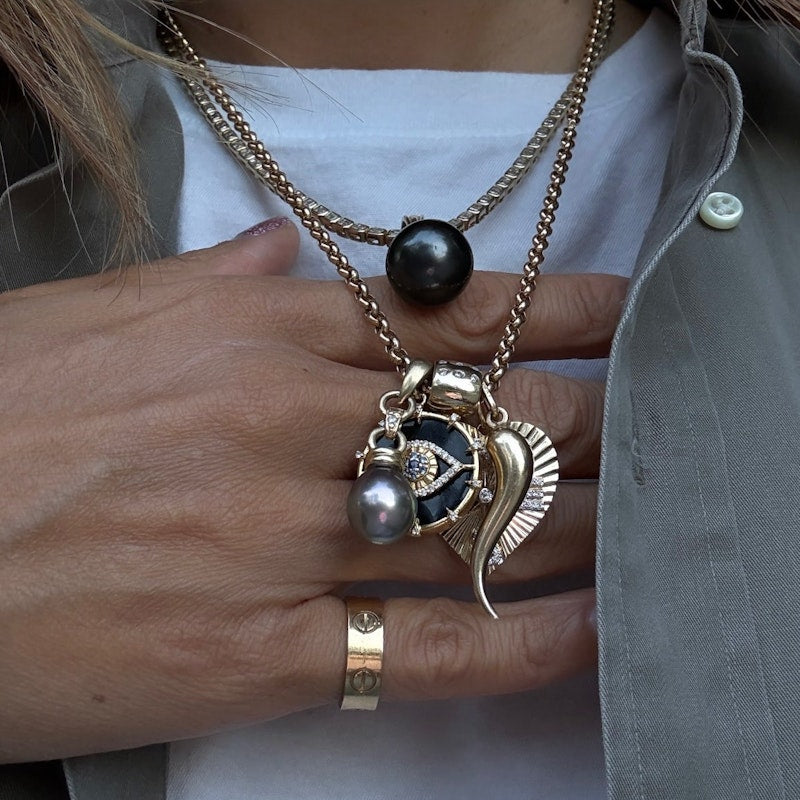 Cartier LOVE Ring in Yellow Gold, Classic Model