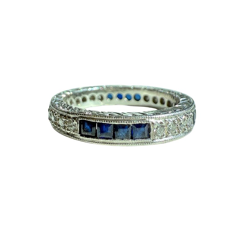Vintage Art Deco 18k White Gold Blue Sapphire & Diamond Eternity Ring