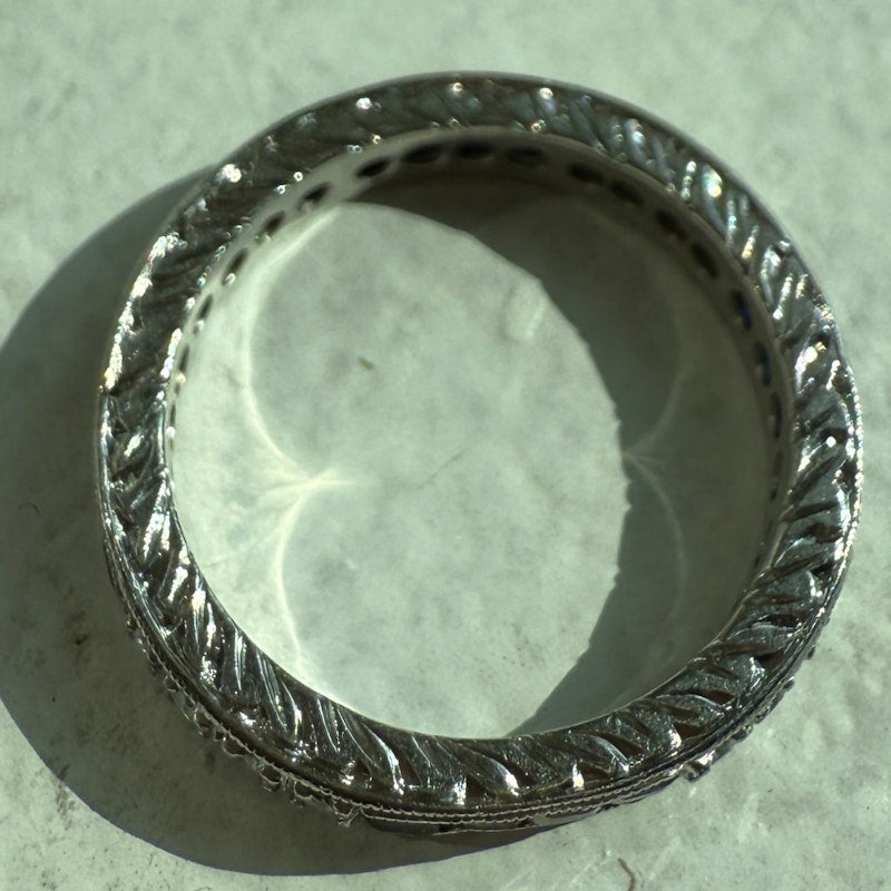 Vintage Art Deco 18k White Gold Blue Sapphire & Diamond Eternity Ring