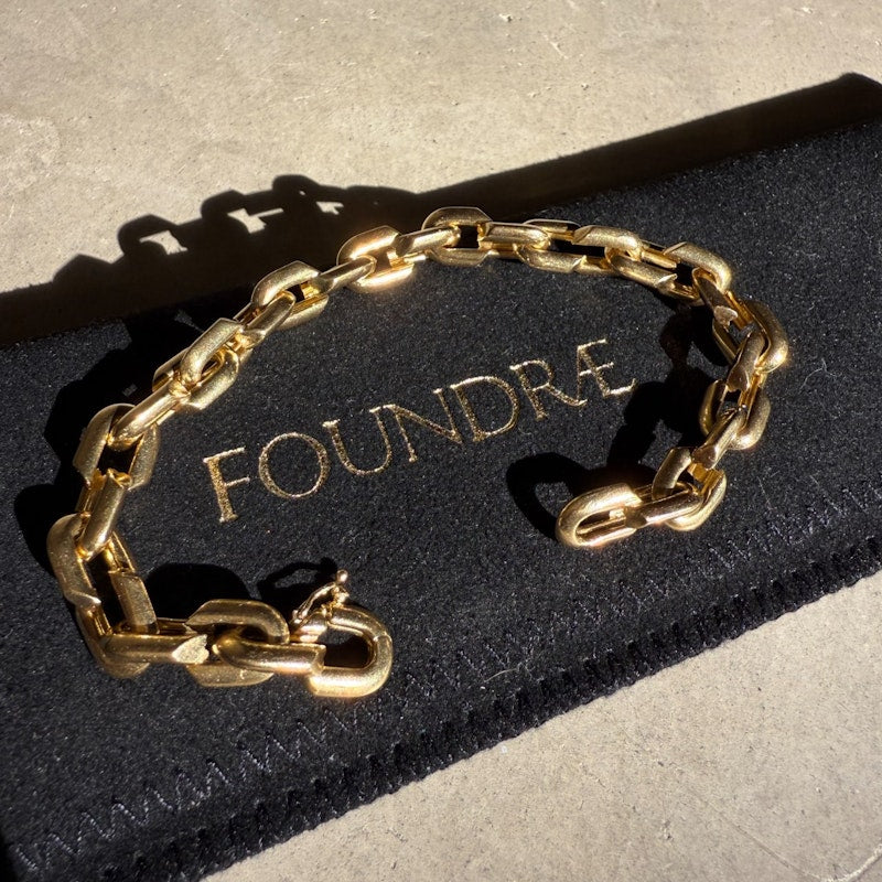 FoundRae Small Strong Hearts Love Link Bracelet