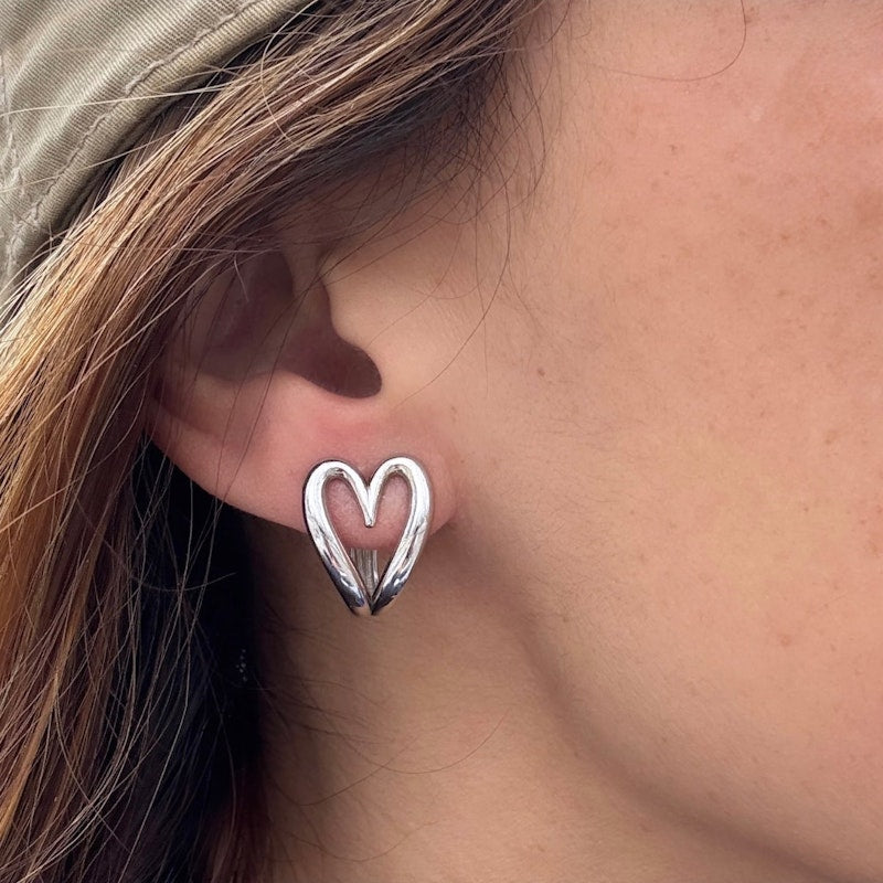 Shylee Rose 14k White Gold Open Heart Huggie Earrings