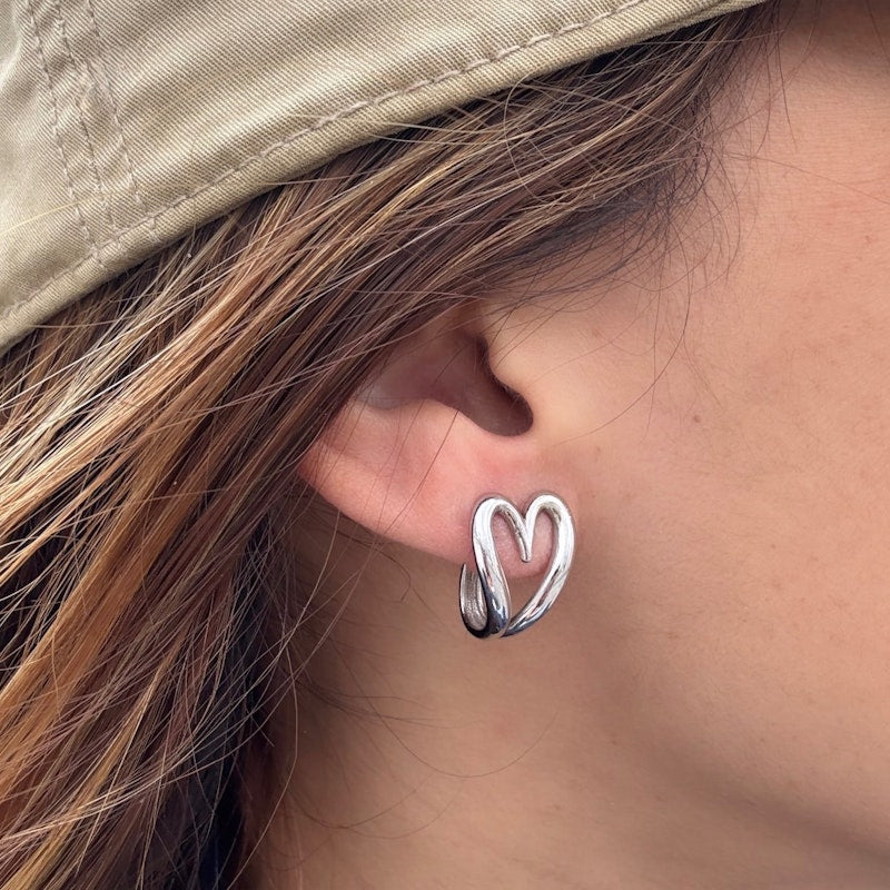 Shylee Rose 14k White Gold Open Heart Huggie Earrings