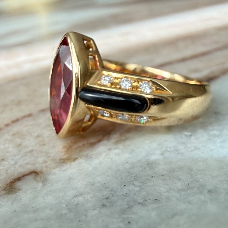 Vintage 18k Yellow Gold Pink Tourmaline Marquise Ring with Onyx & Diamond Accents