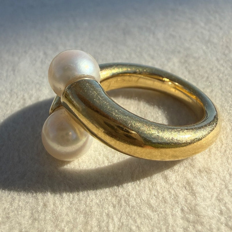 Cartier 18k Yellow Gold Toi & Moi Pearl Ring