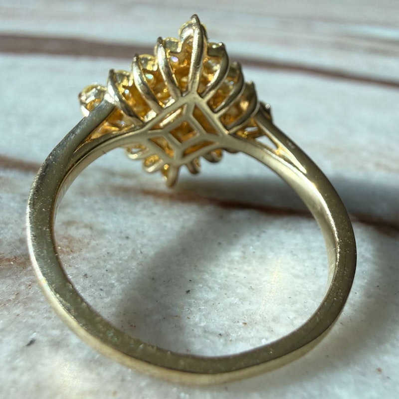 Vintage 10k Yellow Gold Natural Yellow Diamond Cluster Ring