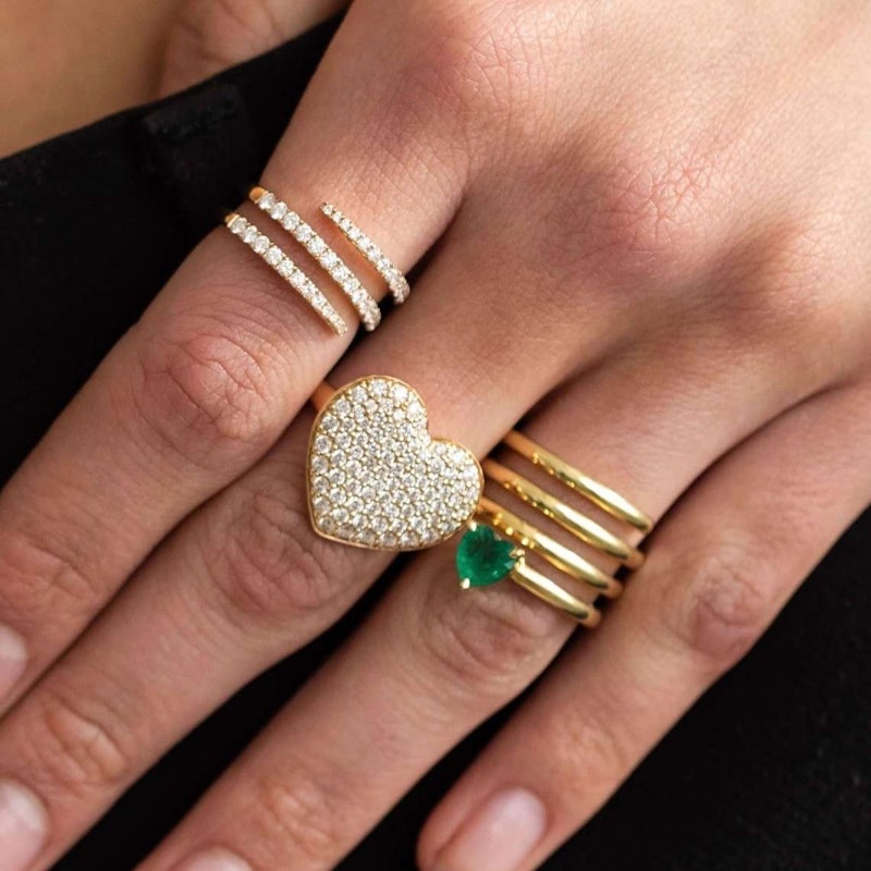 18k Yellow Gold Emerald Heart Spiral Ring