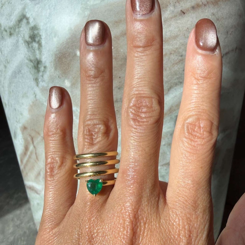 18k Yellow Gold Emerald Heart Spiral Ring