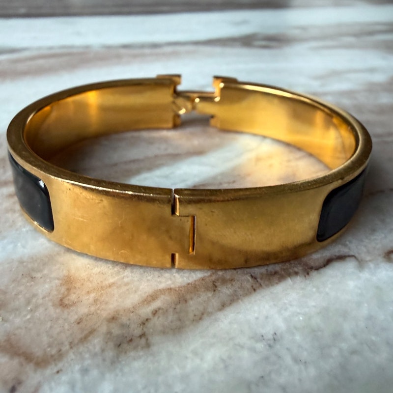 Hermès Narrow Clic Clac H Bracelet in Gold-Tone with Black Enamel