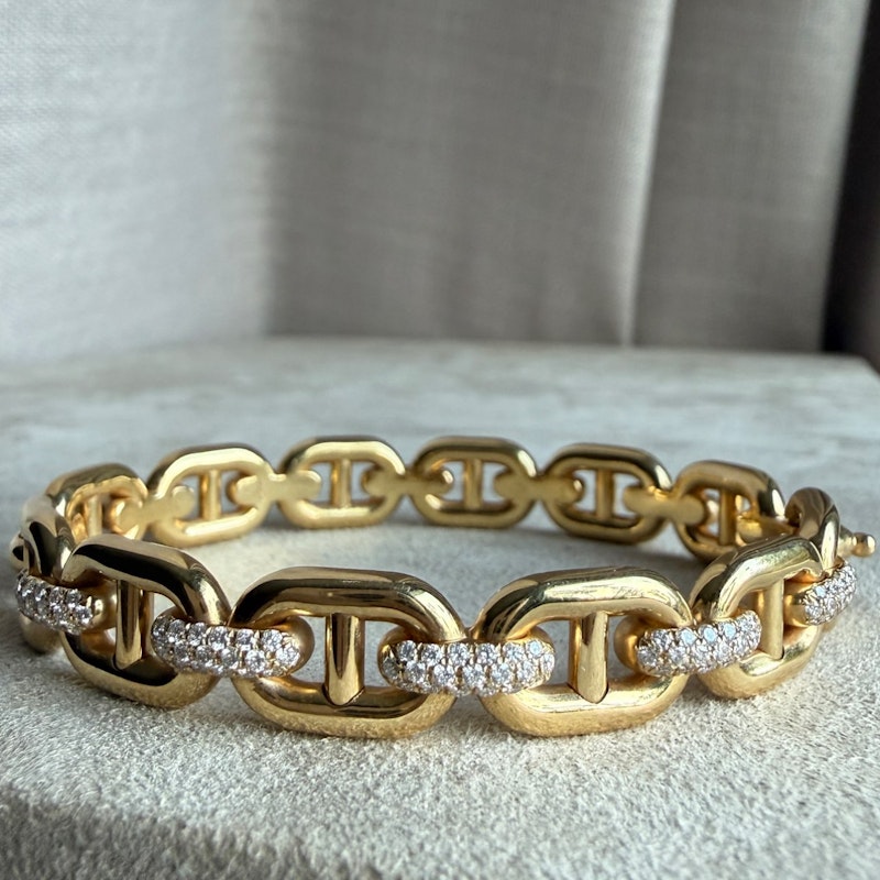 18k Yellow Gold Pavé Diamond Mariner Link Bangle Bracelet