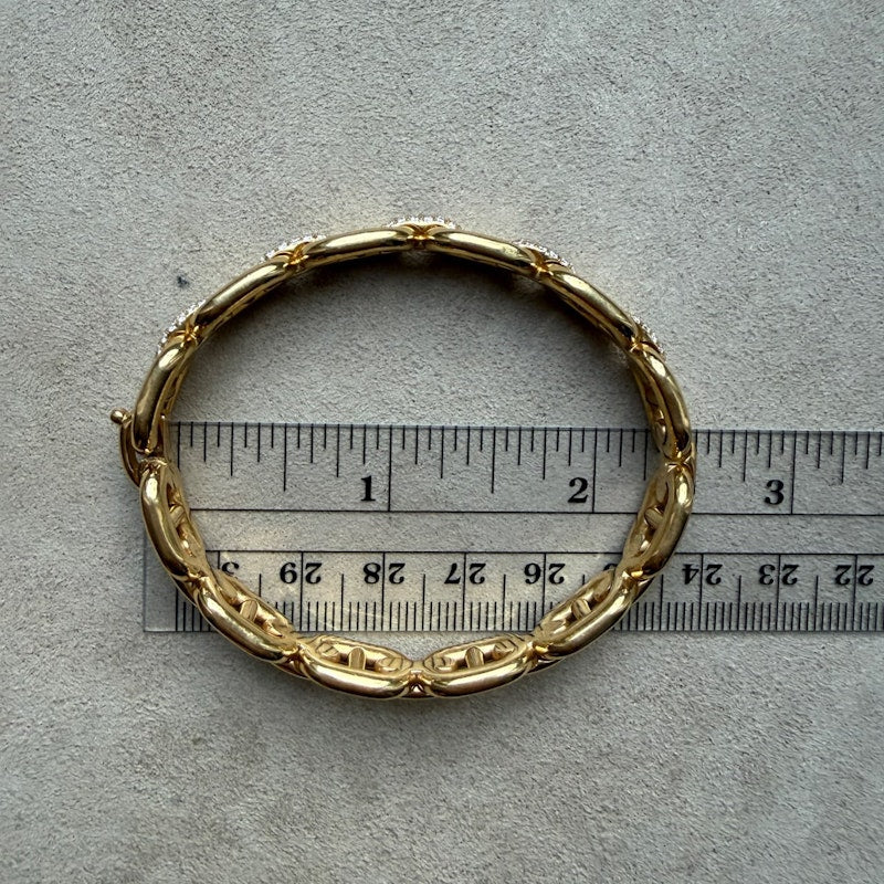 18k Yellow Gold Pavé Diamond Mariner Link Bangle Bracelet