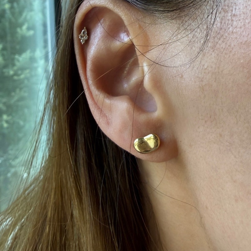 Tiffany & Co. Elsa Peretti Bean Yellow Gold Earrings