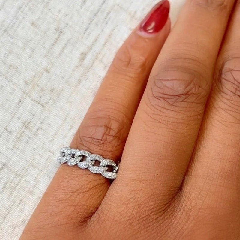 14k White Gold Pavé Diamond Chain Ring