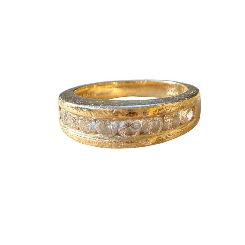 Vintage 14k Yellow Gold Channel-Set Round Diamond Tapered Band Ring