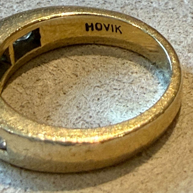 Vintage 14k Yellow Gold Channel-Set Round Diamond Tapered Band Ring