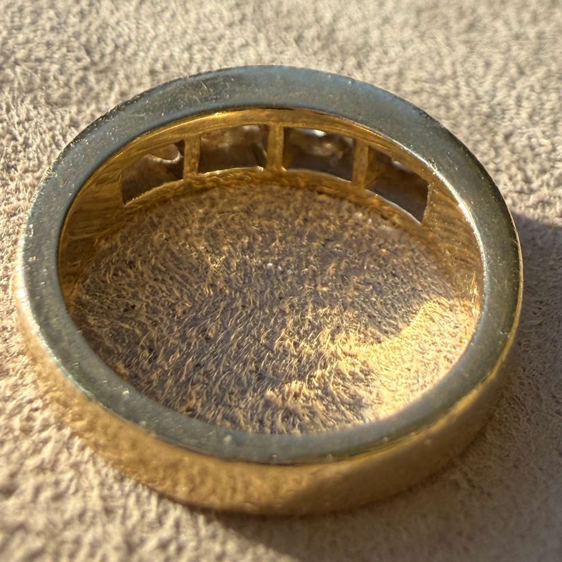 Vintage 14k Yellow Gold Channel-Set Round Diamond Tapered Band Ring