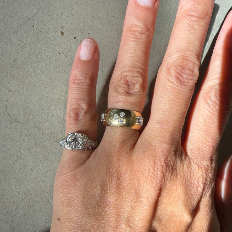 Victorian 18k Yellow Gold Old Mine Cut Diamond Gypsy Cigar Band Ring