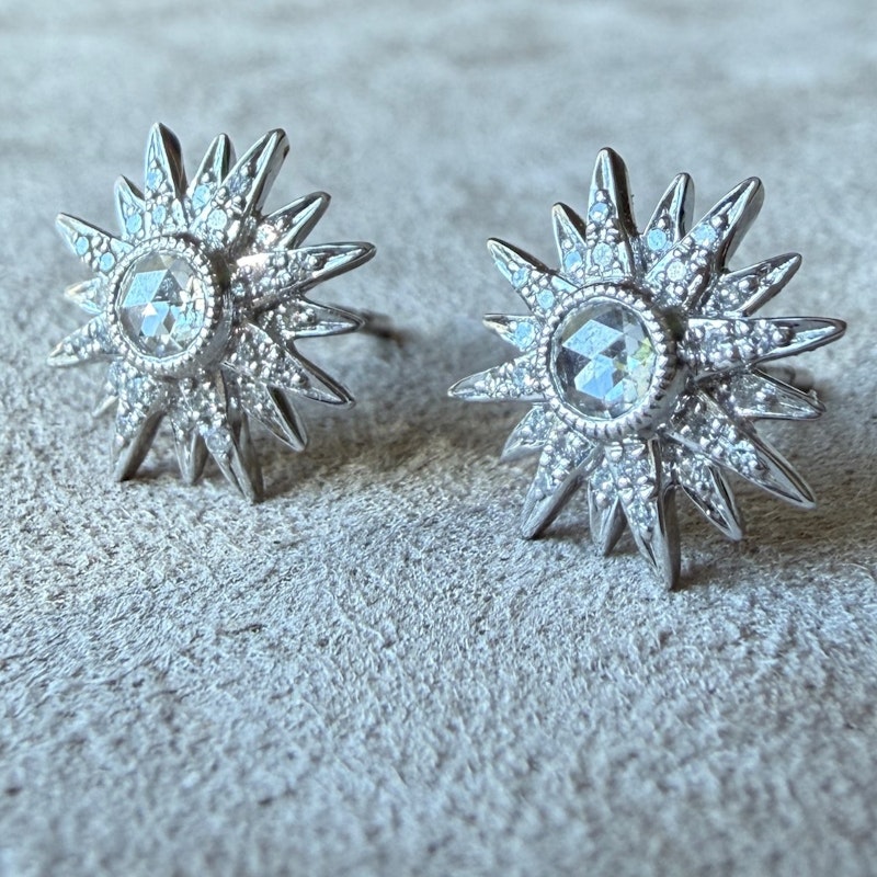 14k White Gold Diamond Starburst Stud Earrings