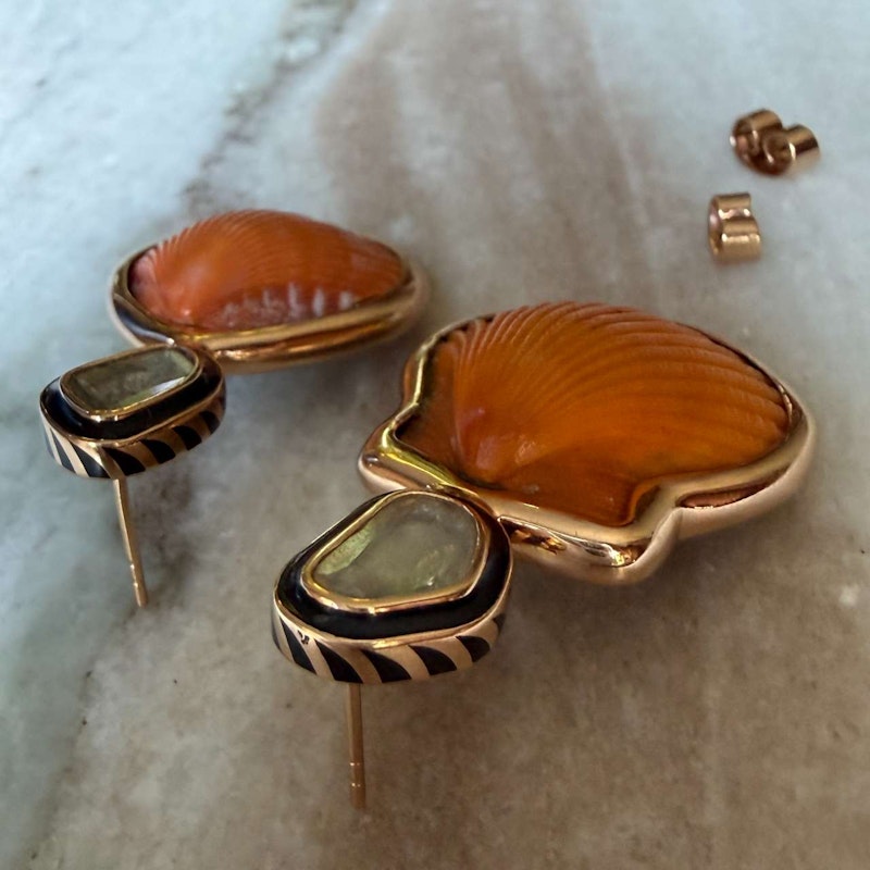 Dezso Natural Orange Clam Shell Polki Diamond & Black Enamel Earrings