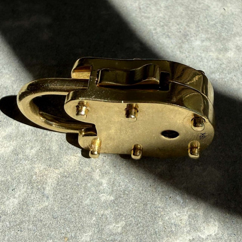 Hoorsenbuhs 35mm Classic Lock Pendant 18k Yellow Gold