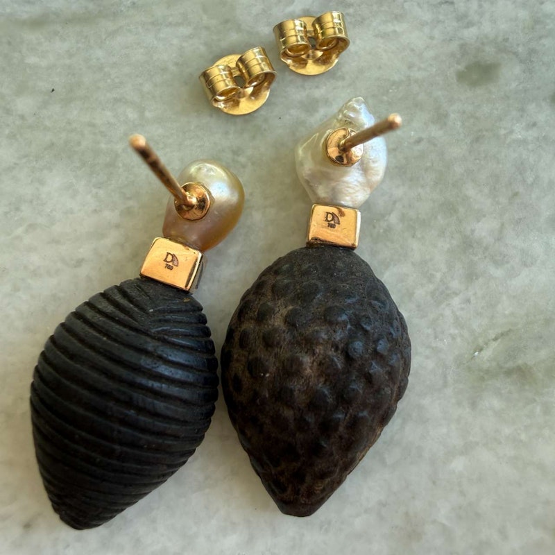 Dezso Ebony Cowry Shell, Pearl & Baguette Diamond Earrings 18k Rose Gold