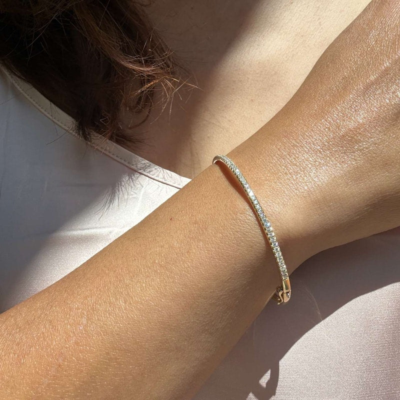 Jade Trau 18k Yellow Gold 0.79ct Pavé Diamond Bangle