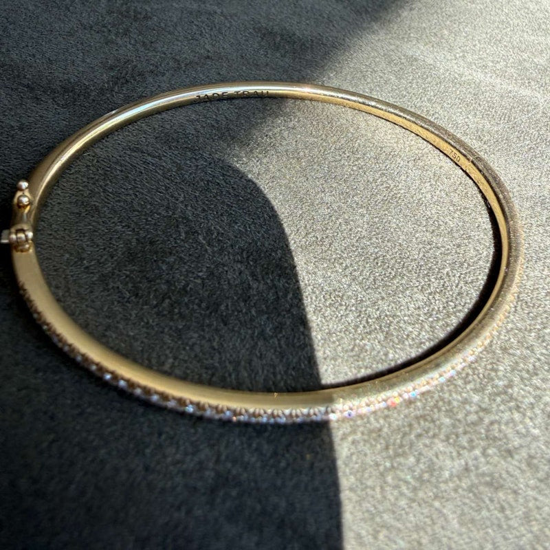 Jade Trau 18k Yellow Gold 0.79ct Pavé Diamond Bangle