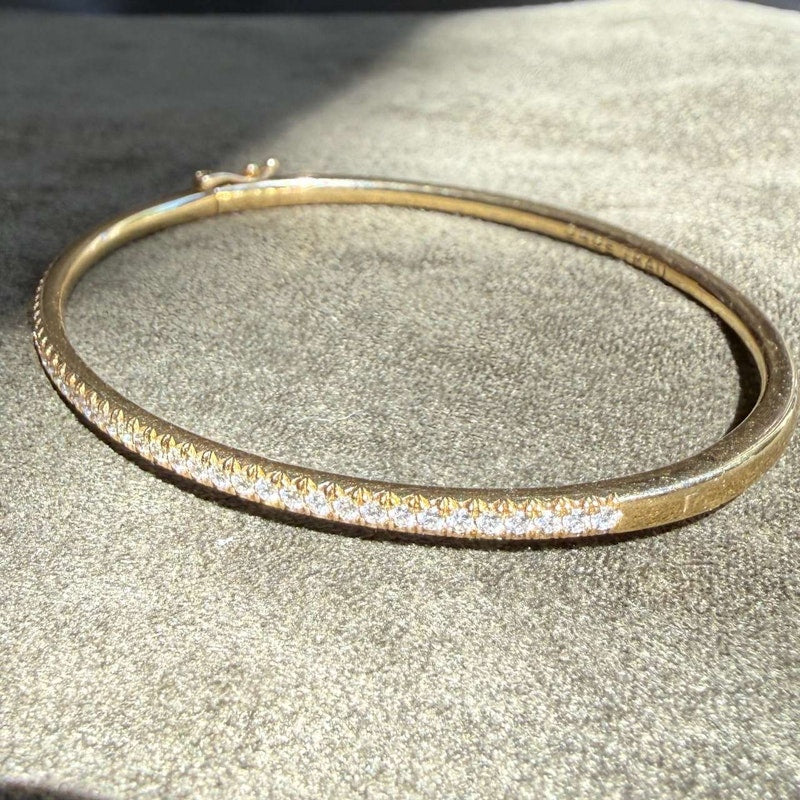Jade Trau 18k Yellow Gold 0.79ct Pavé Diamond Bangle