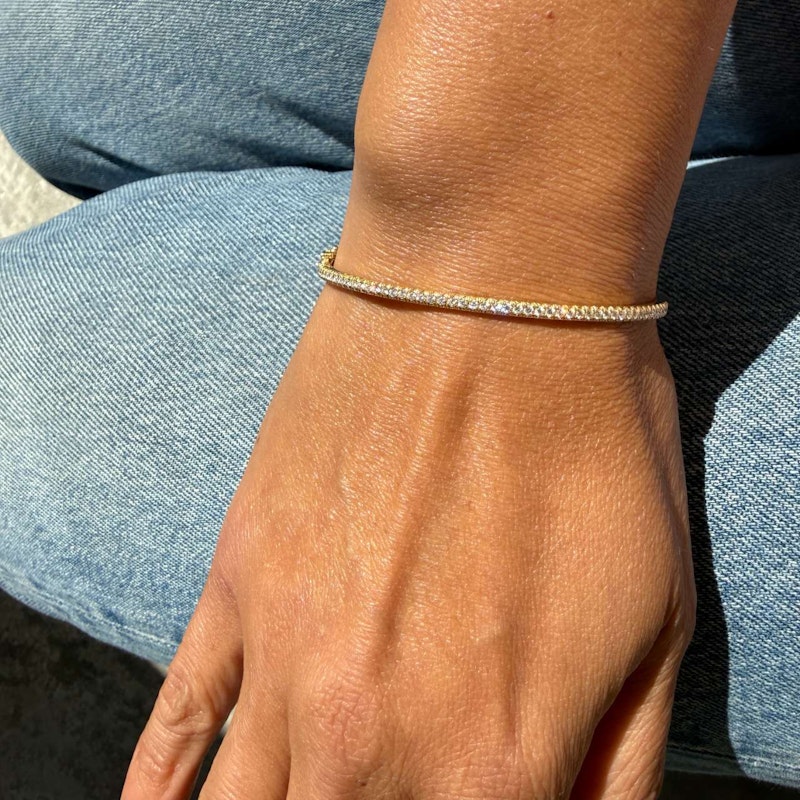 Jade Trau 18k Yellow Gold 0.79ct Pavé Diamond Bangle