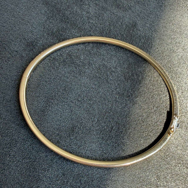 Jade Trau 18k Yellow Gold 0.79ct Pavé Diamond Bangle