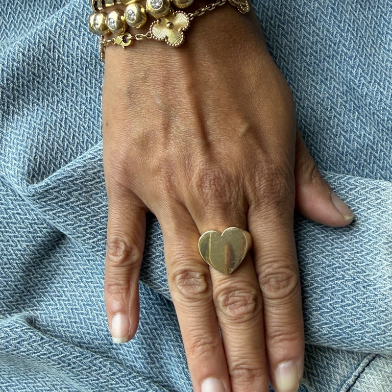 Gjenmi 14k Yellow Gold Large Heart Signet Ring