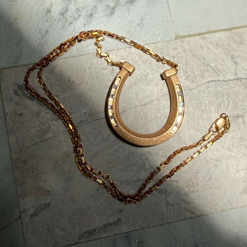 18k Satin Finish Rose Gold Princess-Cut Diamond Horseshoe Necklace
