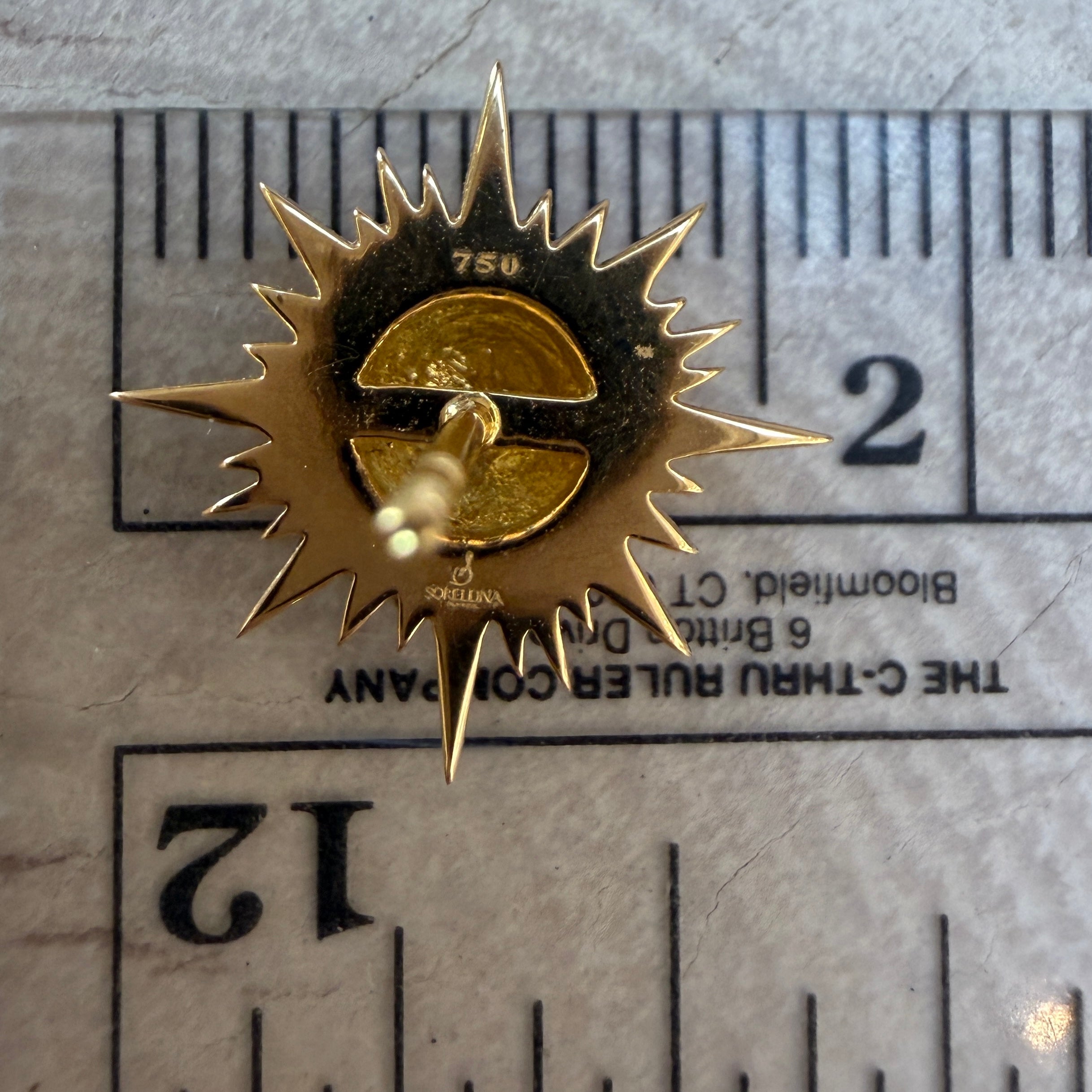 Sorellina Il Sole Studs in 18k Yellow Gold