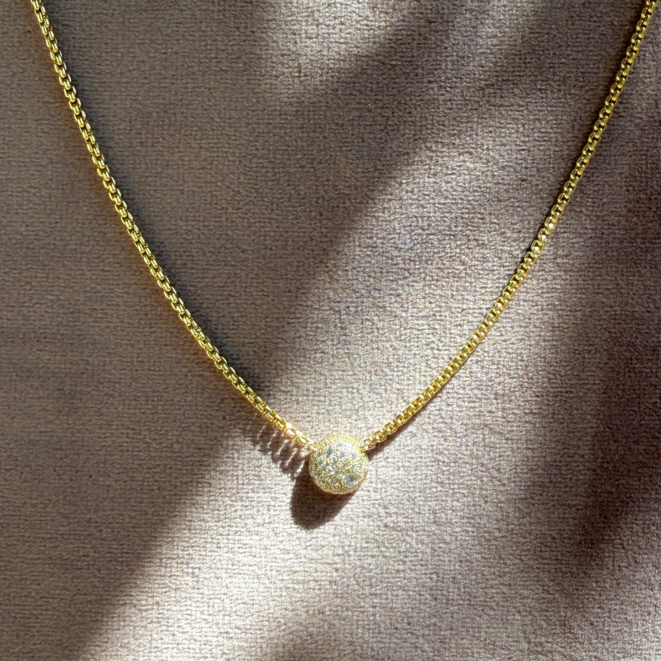 Shylee Rose 14k Yellow Gold Mixed Diamond Round Pave Necklace