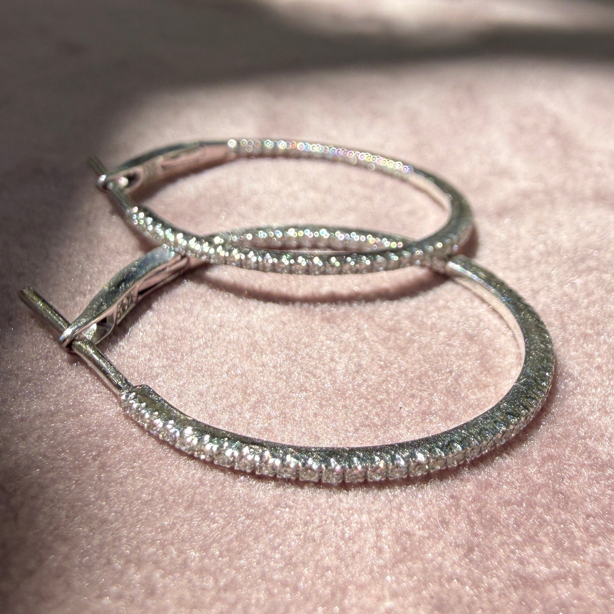 Shylee Rose 18k White Gold 1" Diamond Hoops
