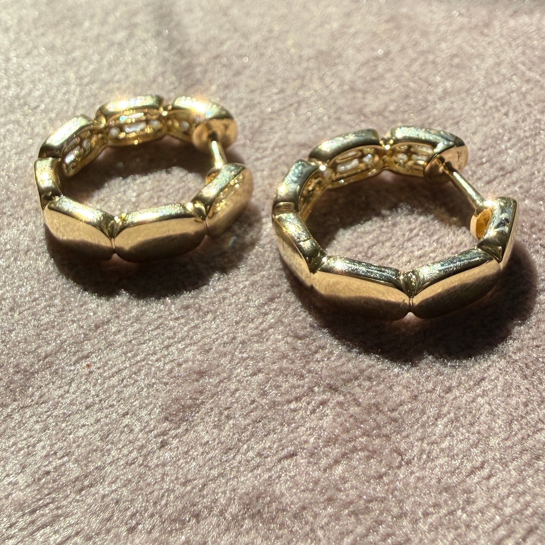 14k Yellow Gold Baguette & Round Diamond Link Hoop Earrings