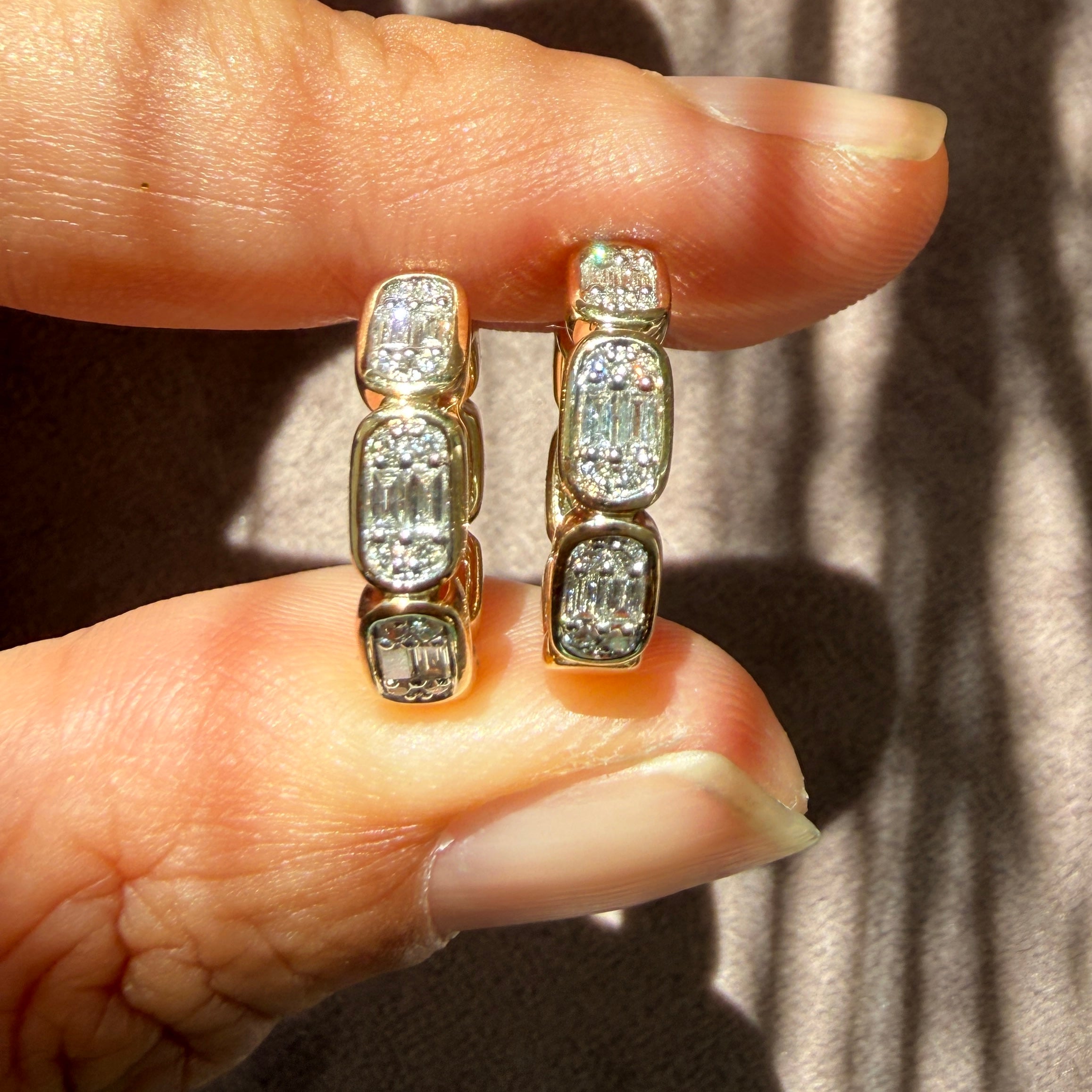 14k Yellow Gold Baguette & Round Diamond Link Hoop Earrings
