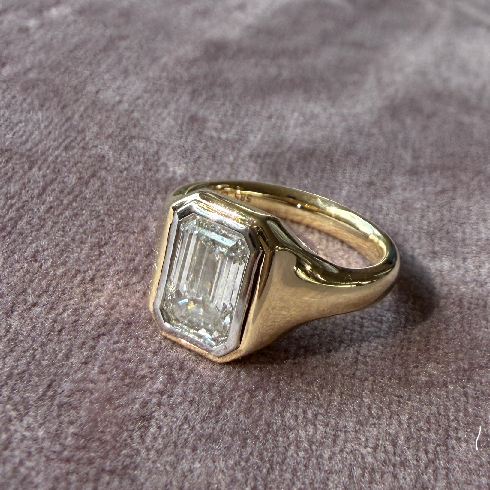 14k Yellow Gold Emerald Cut Diamond Pinkie Ring