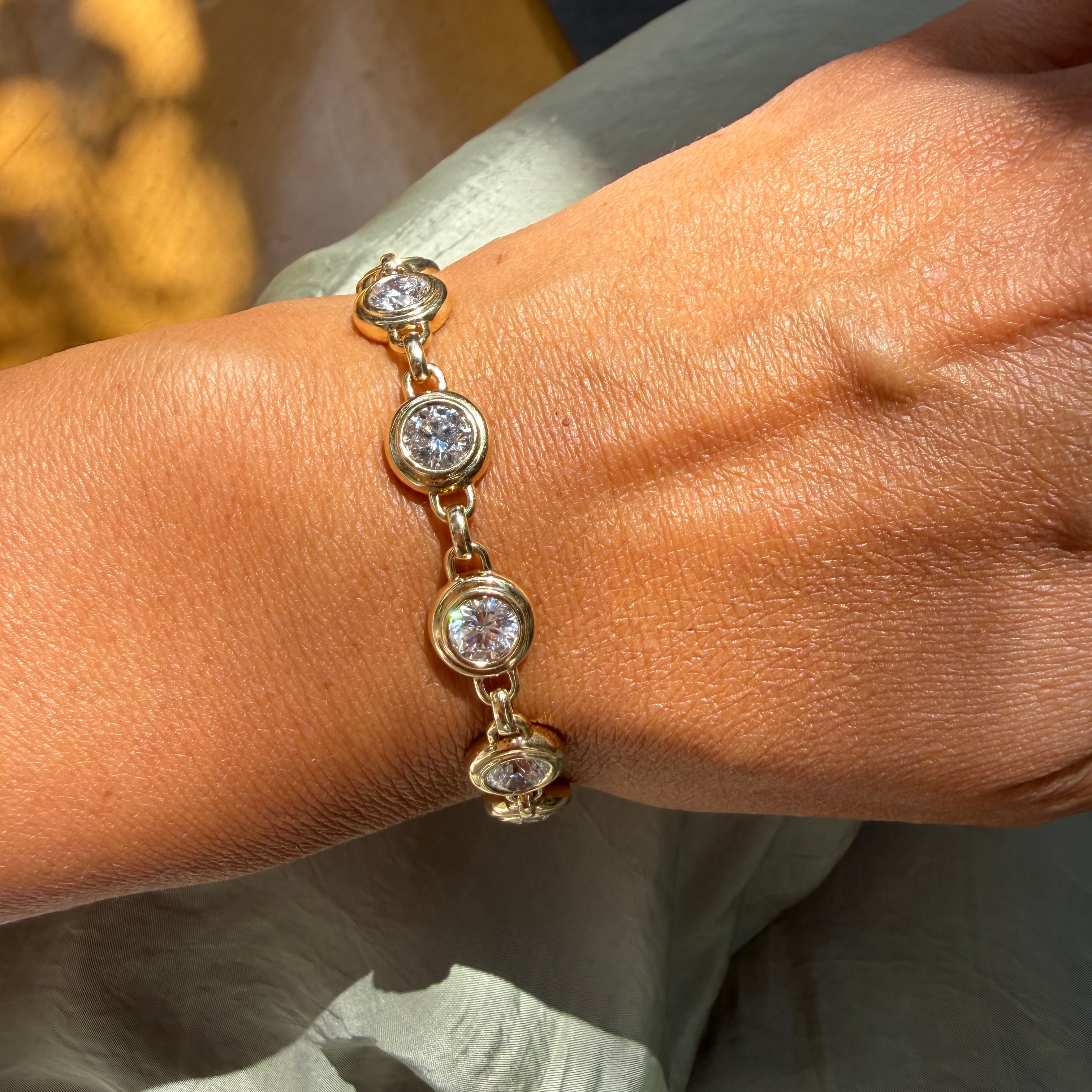 14k Yellow Gold Bezel Set Round Diamond Tennis Bracelet