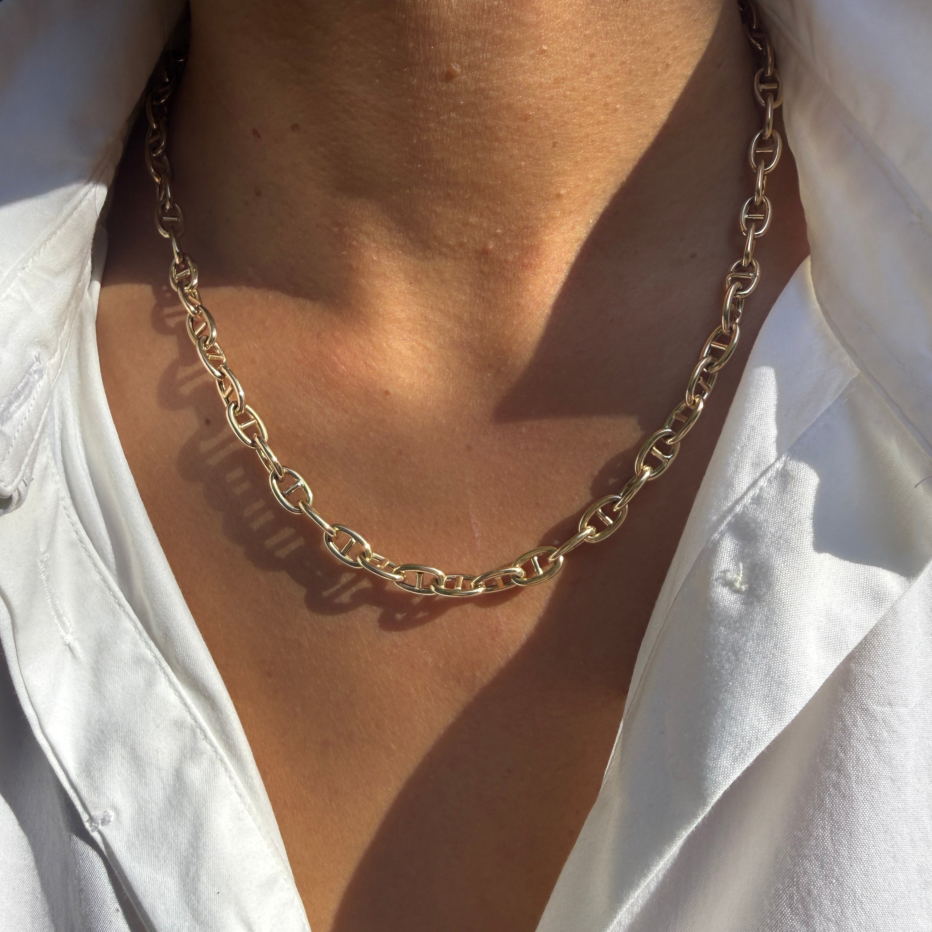 14k Yellow Gold Anchor Chain Necklace