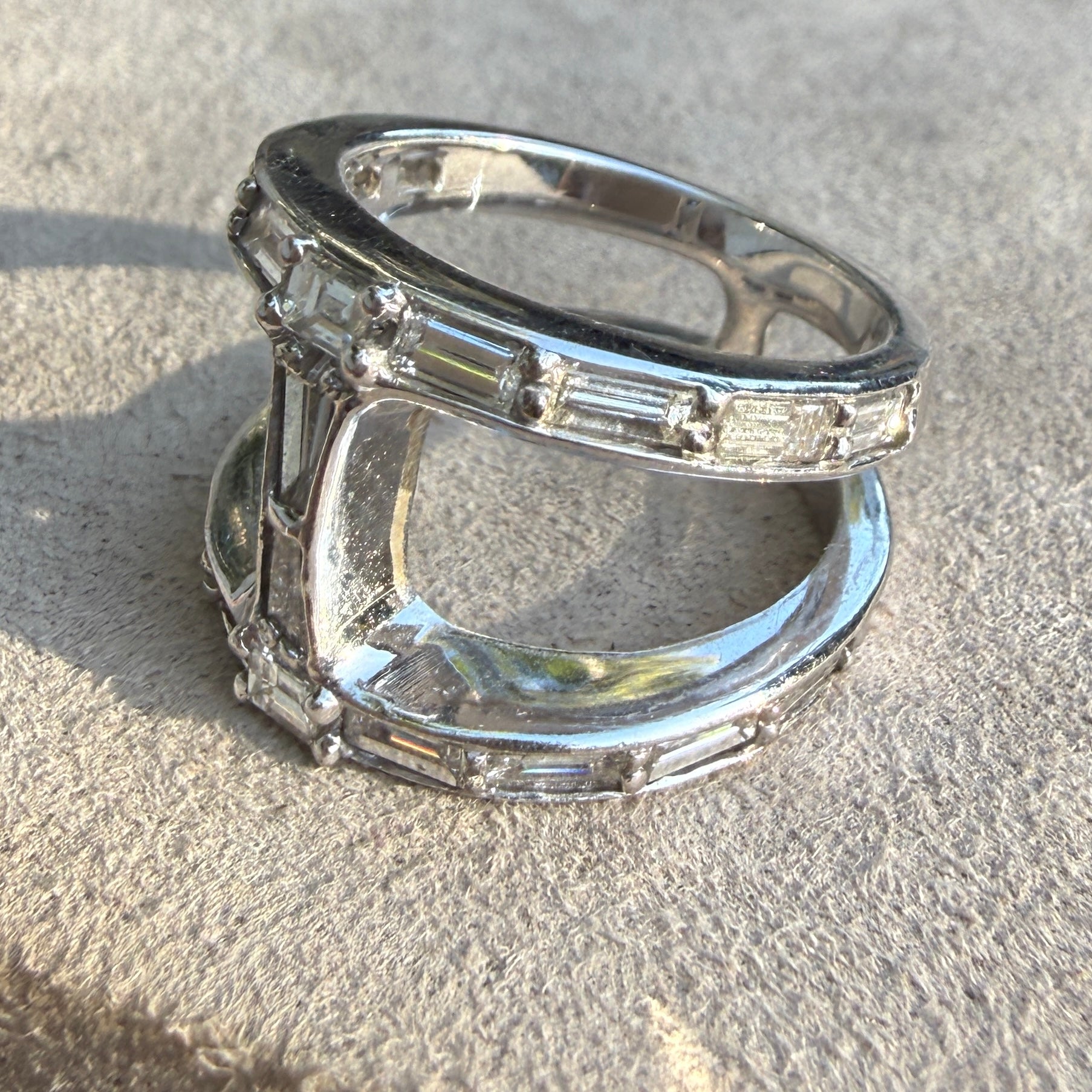 14k White Gold Double-Band Diamond H Ring